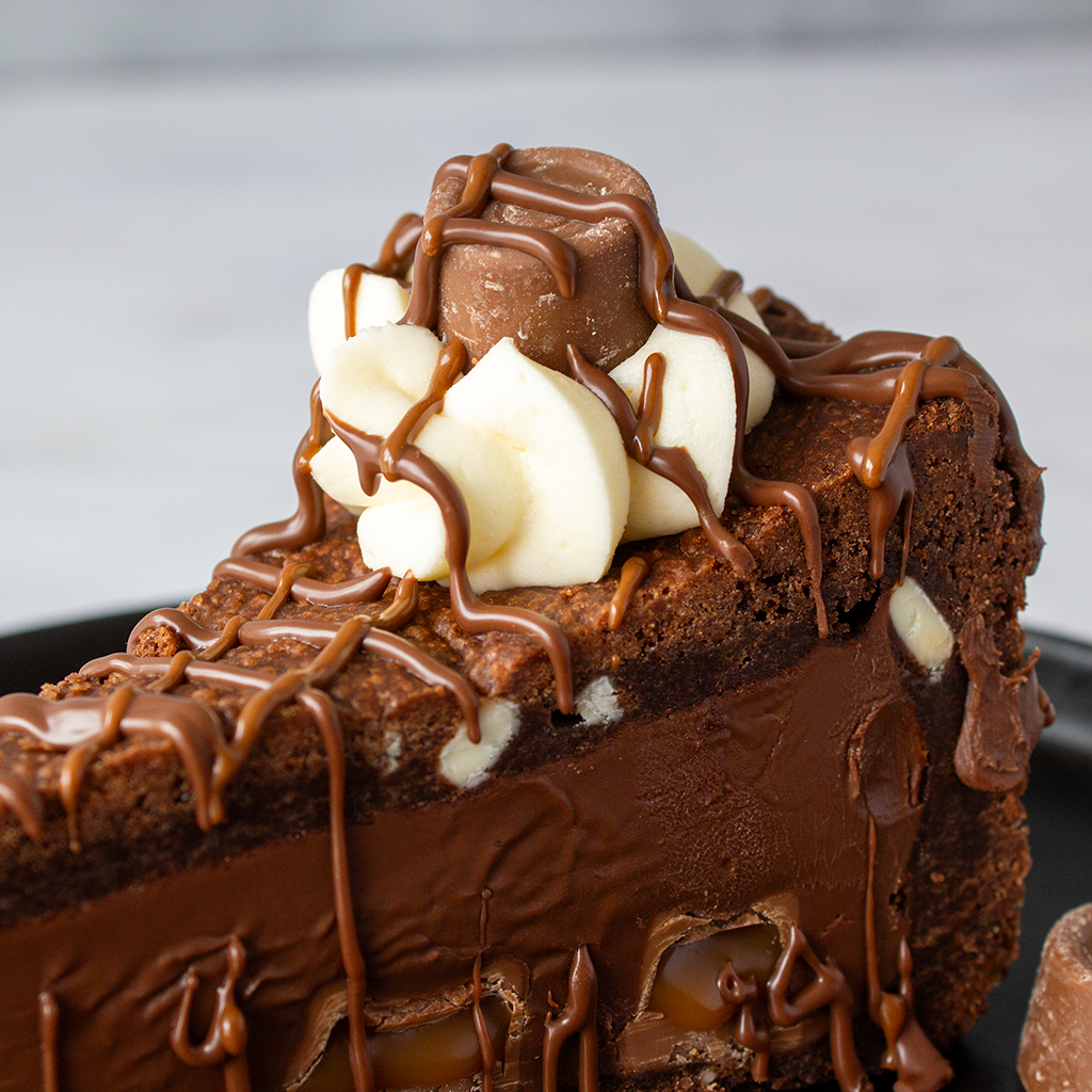 PREORDER - Full Rolo Cookie Pie - 12 Slices