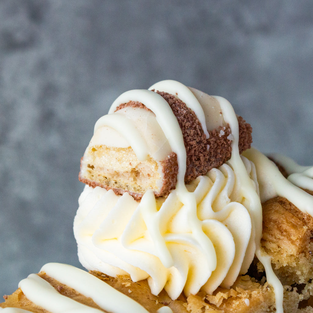 PREORDER - Full White Bueno Cookie Pie - 12 Slices