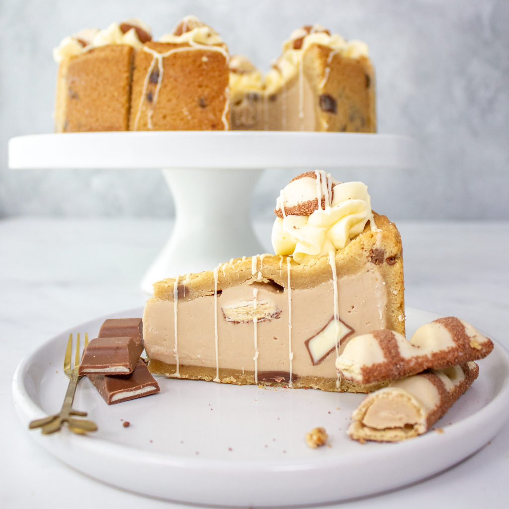 PREORDER - Full White Bueno Cookie Pie - 12 Slices