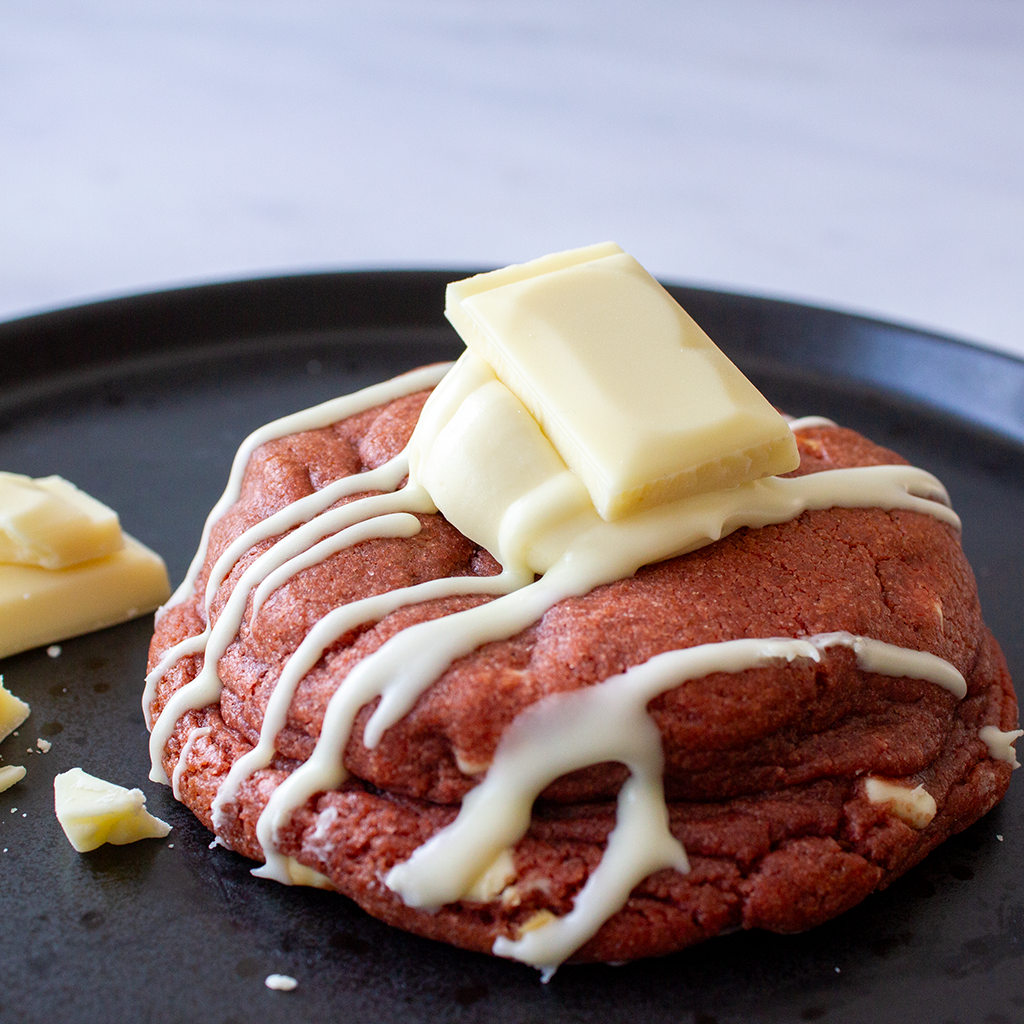 Red Velvet Deluxe Cookie