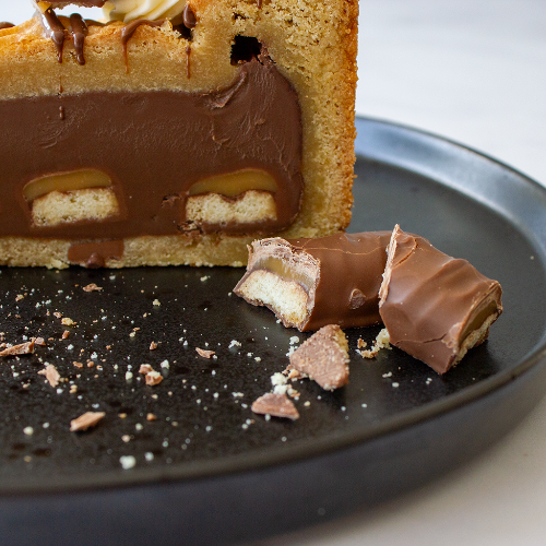 Twix Cookie Pie Slice