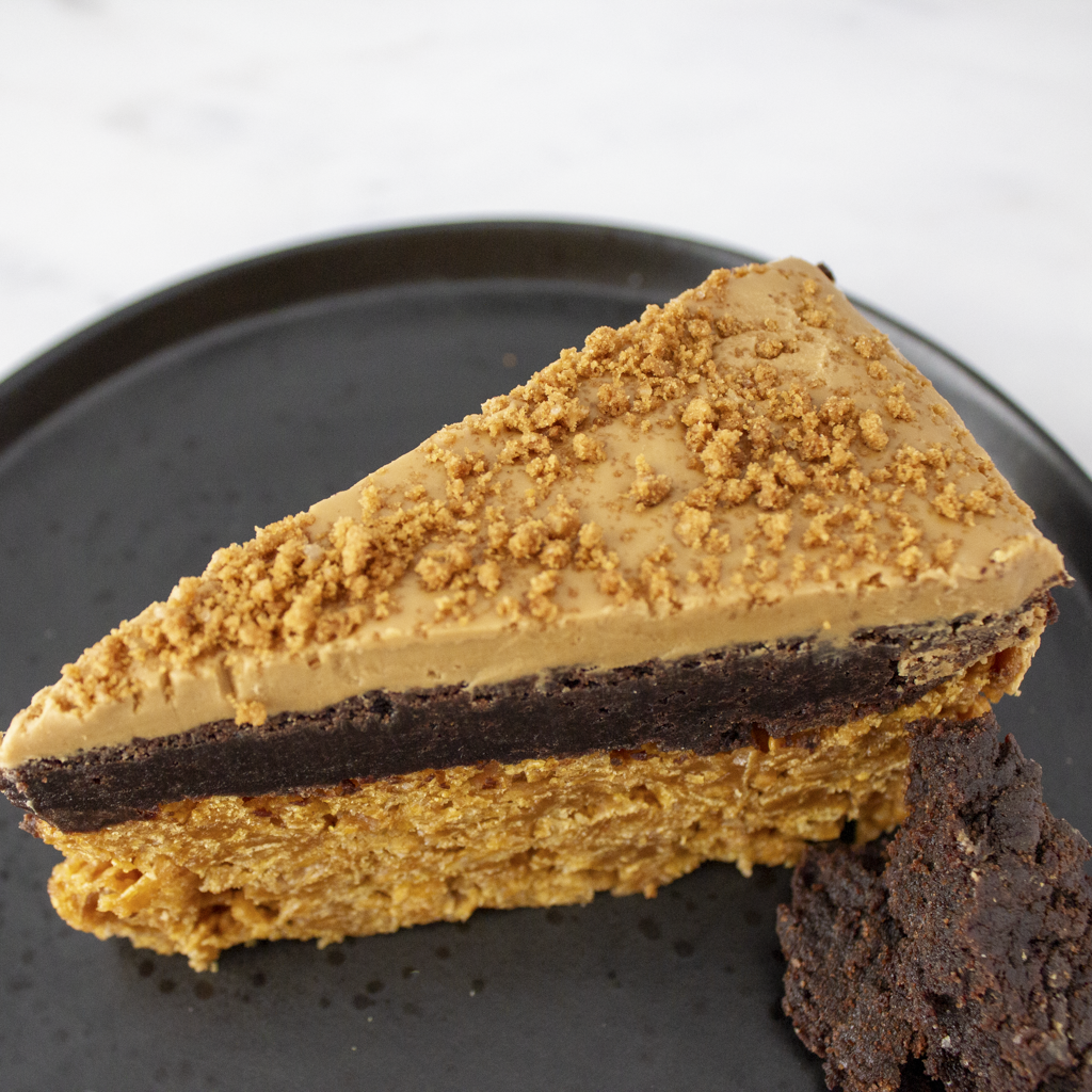 Cornflake Brownie Biscoff Pie Slice