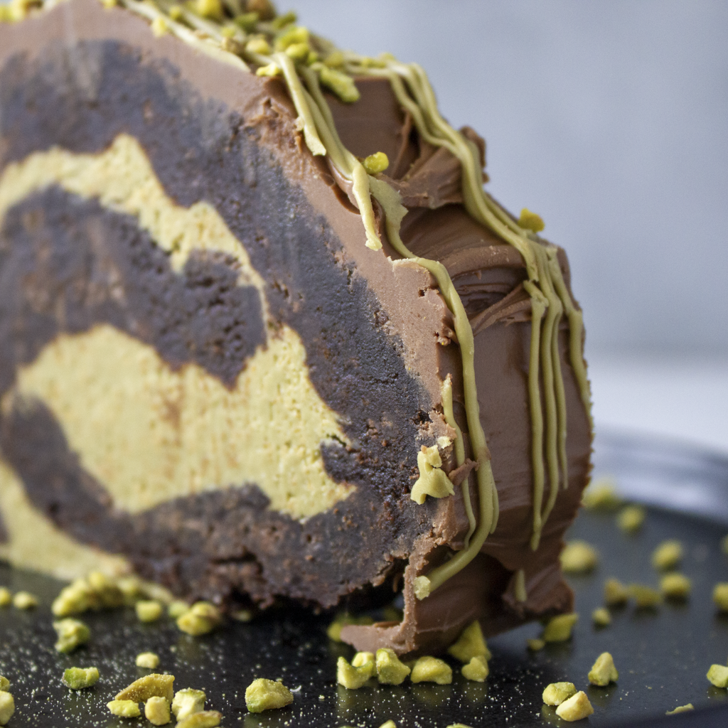 Pistachio Brownie Roll Slice
