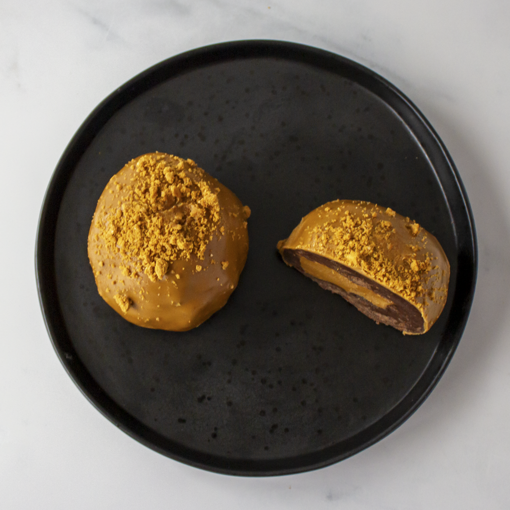Loaded Legend Choccy Boom Bite with Biscoff