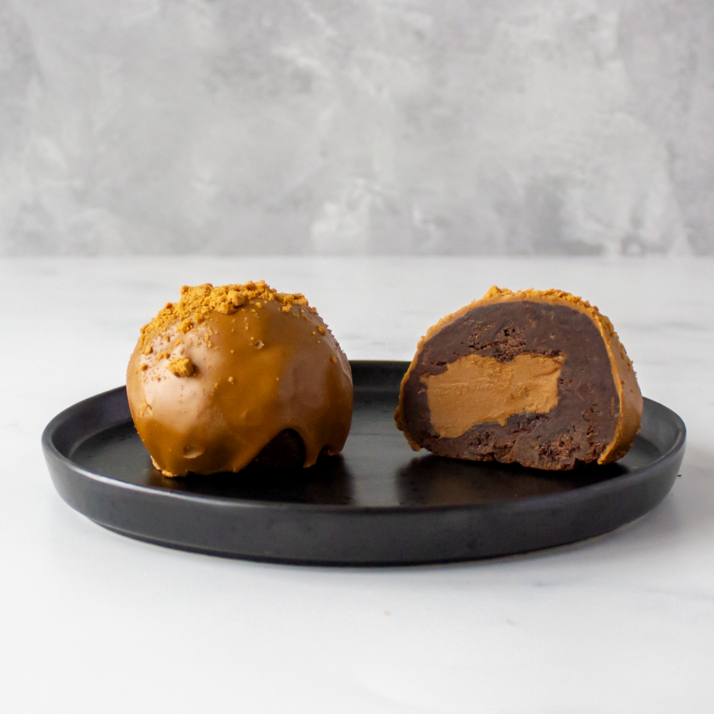 Loaded Legend Choccy Boom Bite with Biscoff