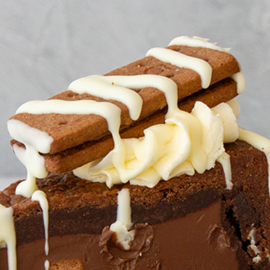 Full Bourbon Cream Cookie Pie - 12 Slices