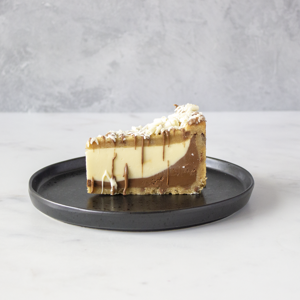 PREORDER - Full Irish Cream Cookie Pie (Alcohol Free) - 12 Slices