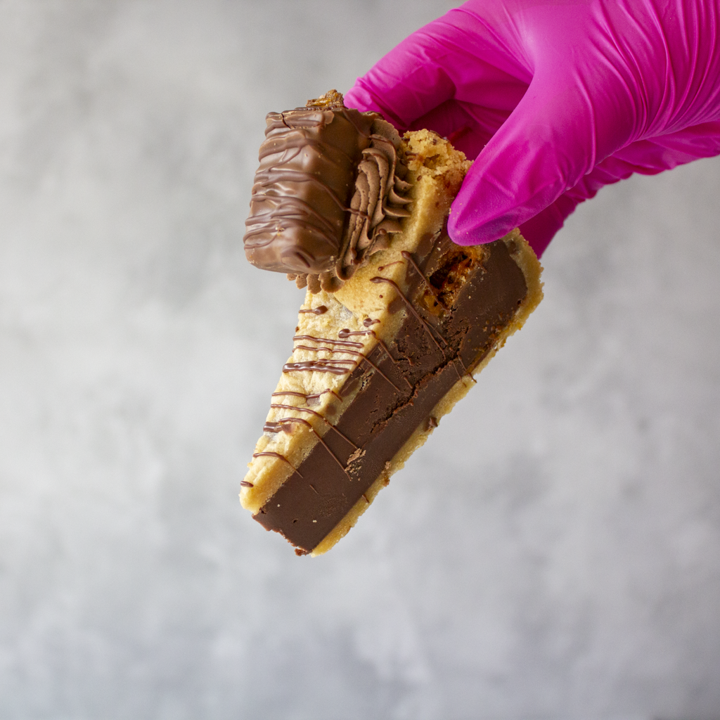 PREORDER - Full Crunchie Cookie Pie - 12 Slices