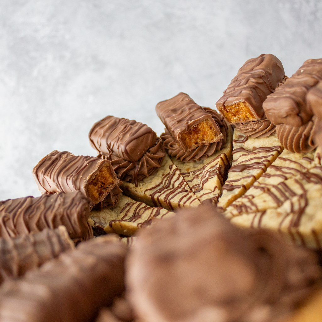 PREORDER - Full Crunchie Cookie Pie - 12 Slices