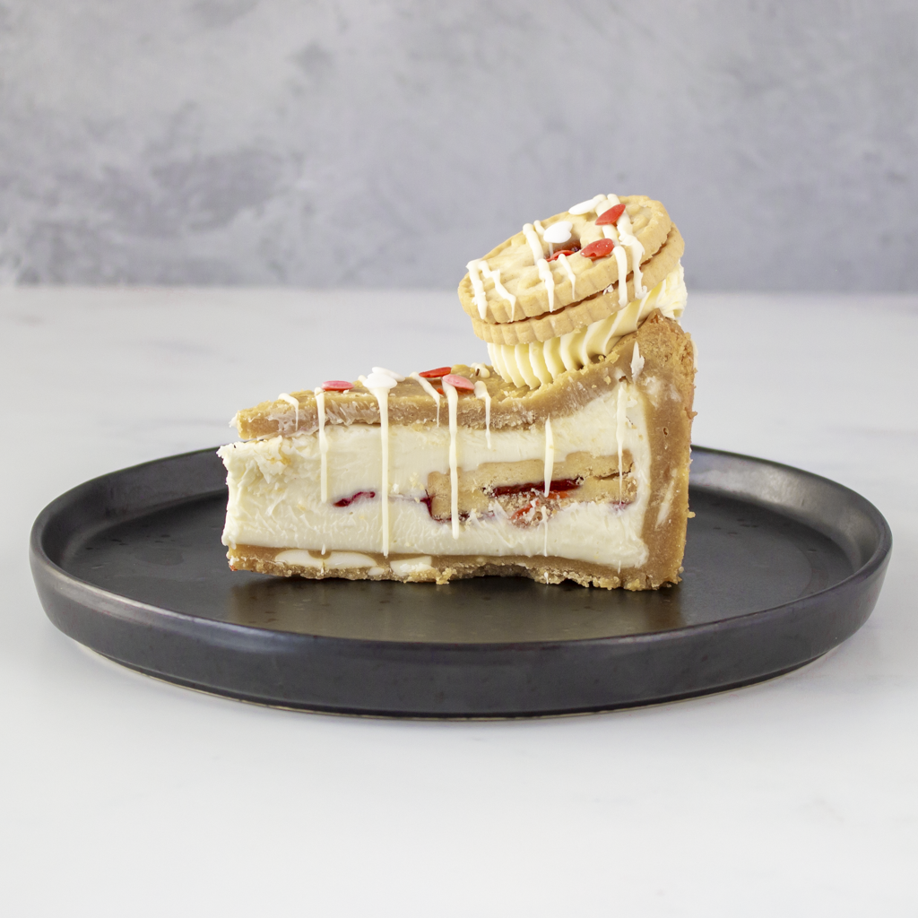 PREORDER - Full Limited Edition Valentine's Jammie Dodger Cookie Pie - 12 Slices