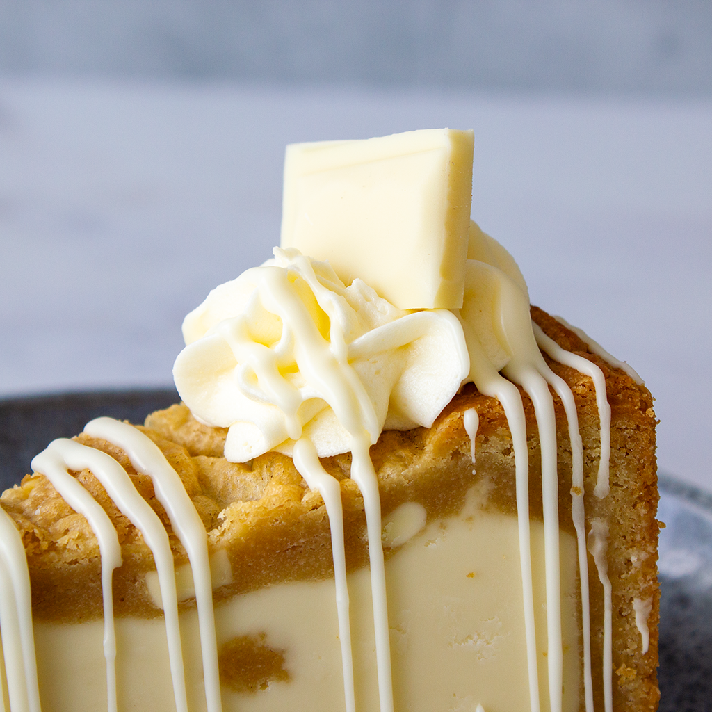 Full Milkybar Cookie Pie - 12 Slices