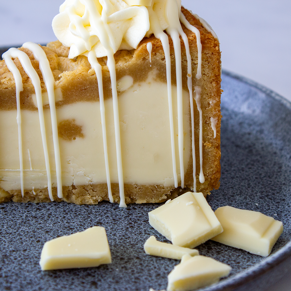 Full Milkybar Cookie Pie - 12 Slices
