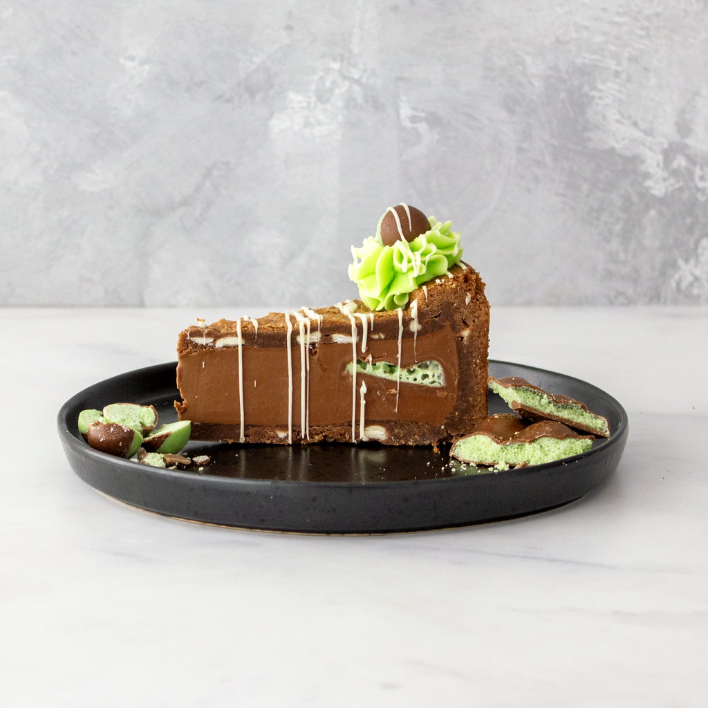 PREORDER - Full Mint Aero Cookie Pie - 12 Slices