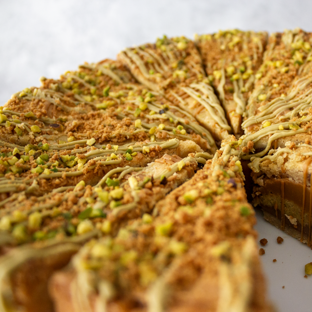 PREORDER - Full Dubai Chocolate & Biscoff Cookie Pie - 12 slices