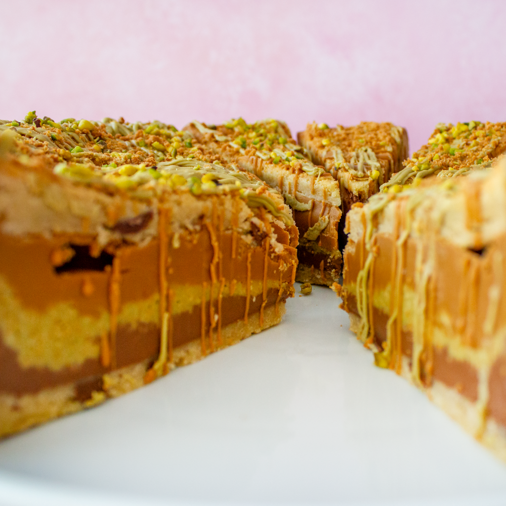 PREORDER - Full Dubai Chocolate & Biscoff Cookie Pie - 12 slices