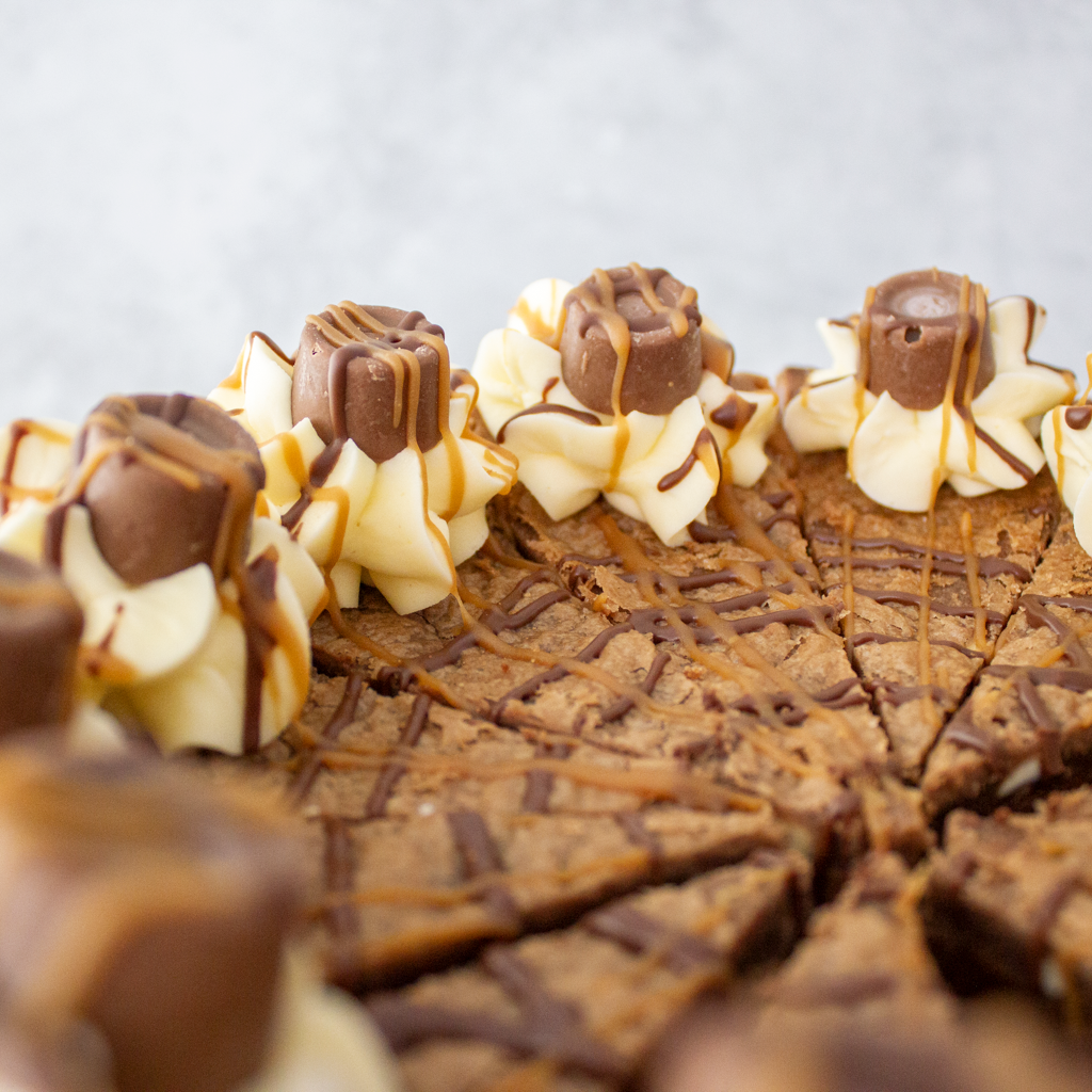 PREORDER - Full Rolo Cookie Pie - 12 Slices