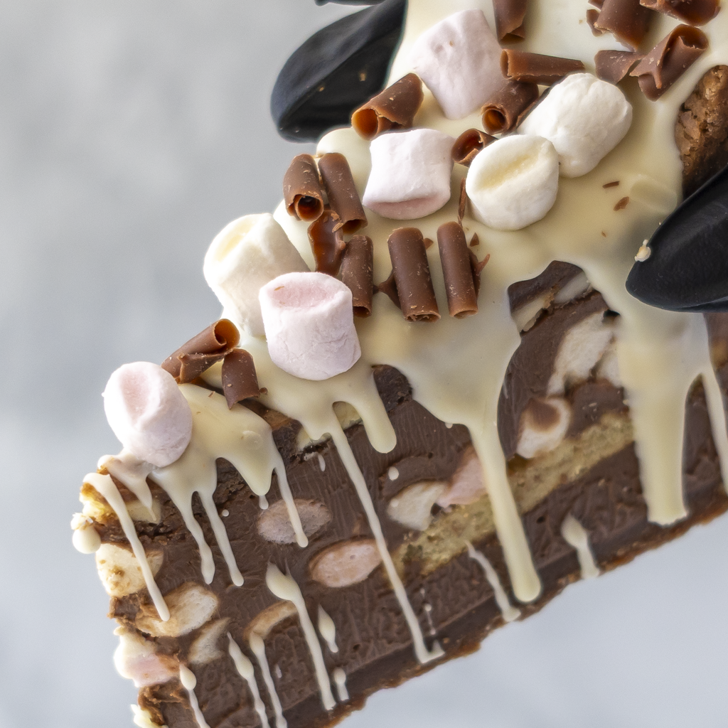 S'mores Cookie Pie Slice