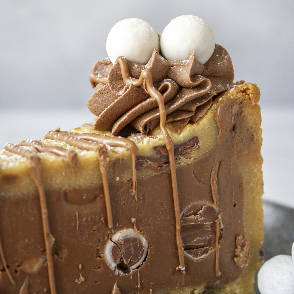 Snowball Cookie Pie Slice