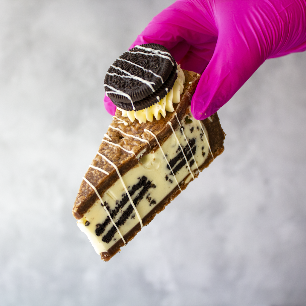 PREORDER - Full Oreo Cookie Pie - 12 Slices