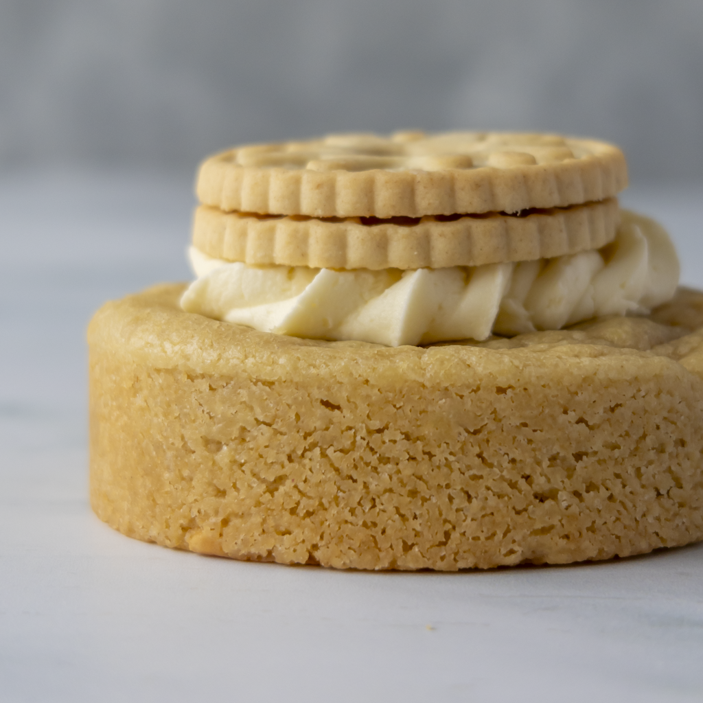 Stuffed Deluxe Cookie with Jammie Dodger
