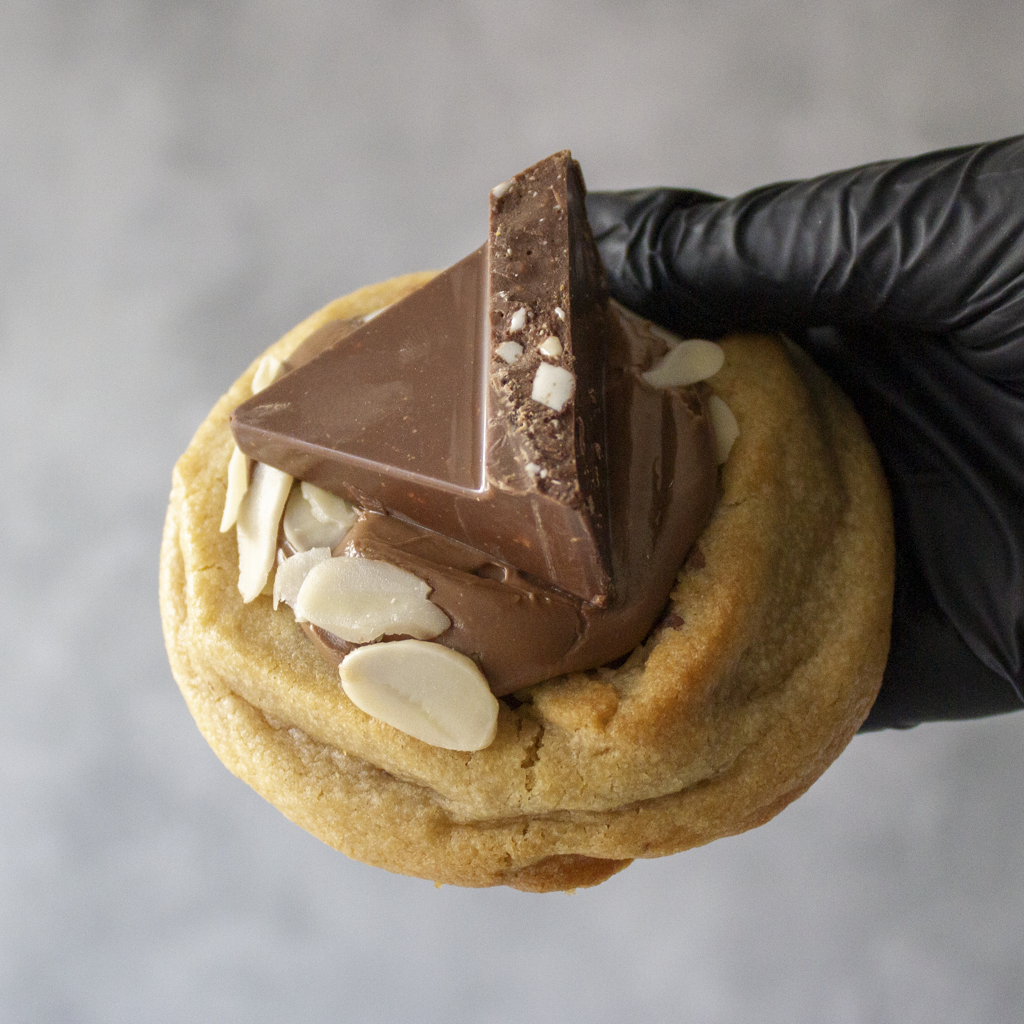 Toblerone Deluxe Cookie