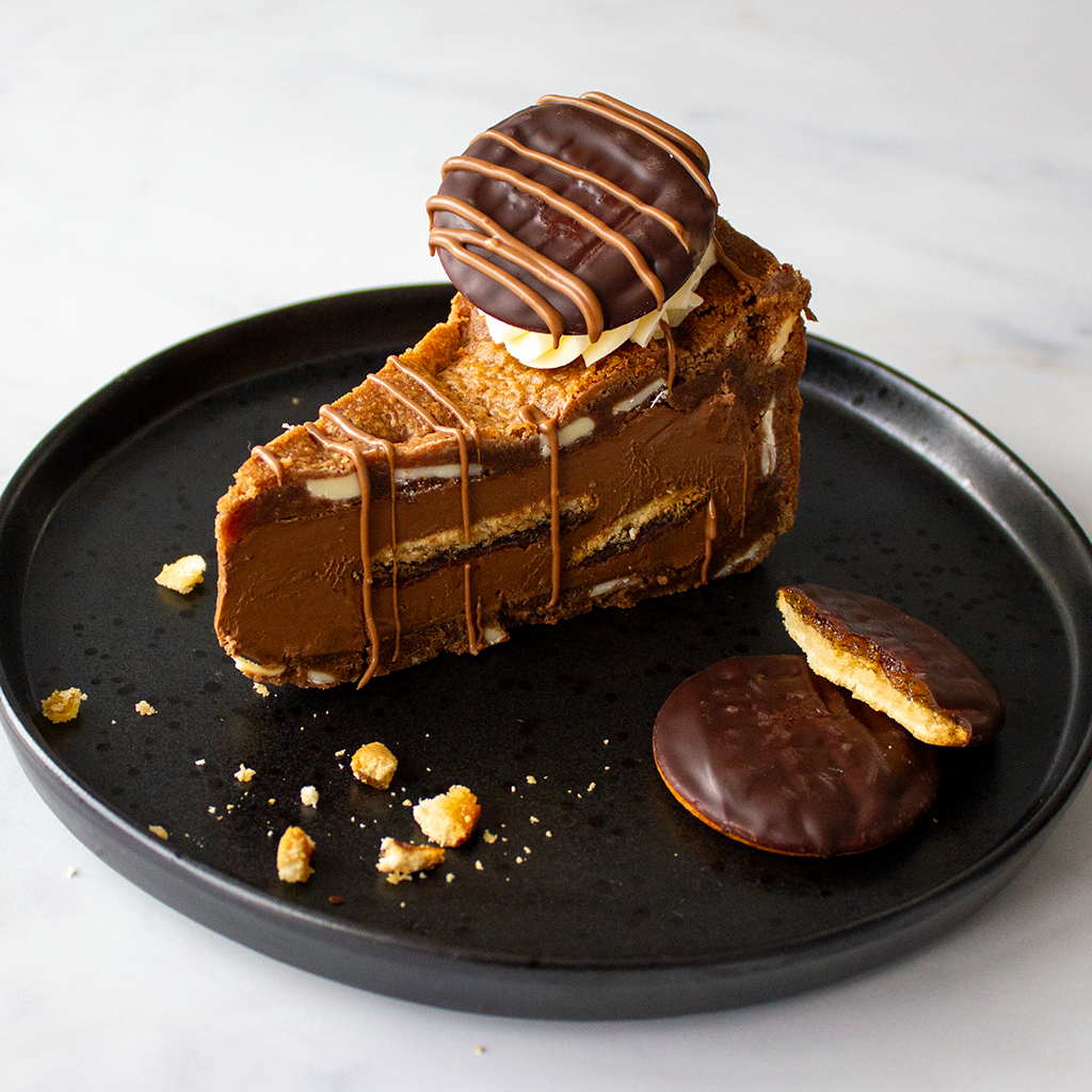 Jaffa Cake Cookie Pie Slice