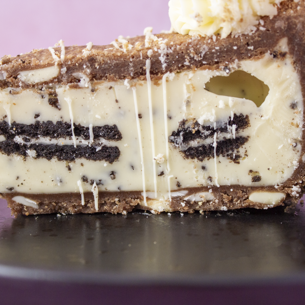Cookies ’n Cream Cookie Pie Slice
