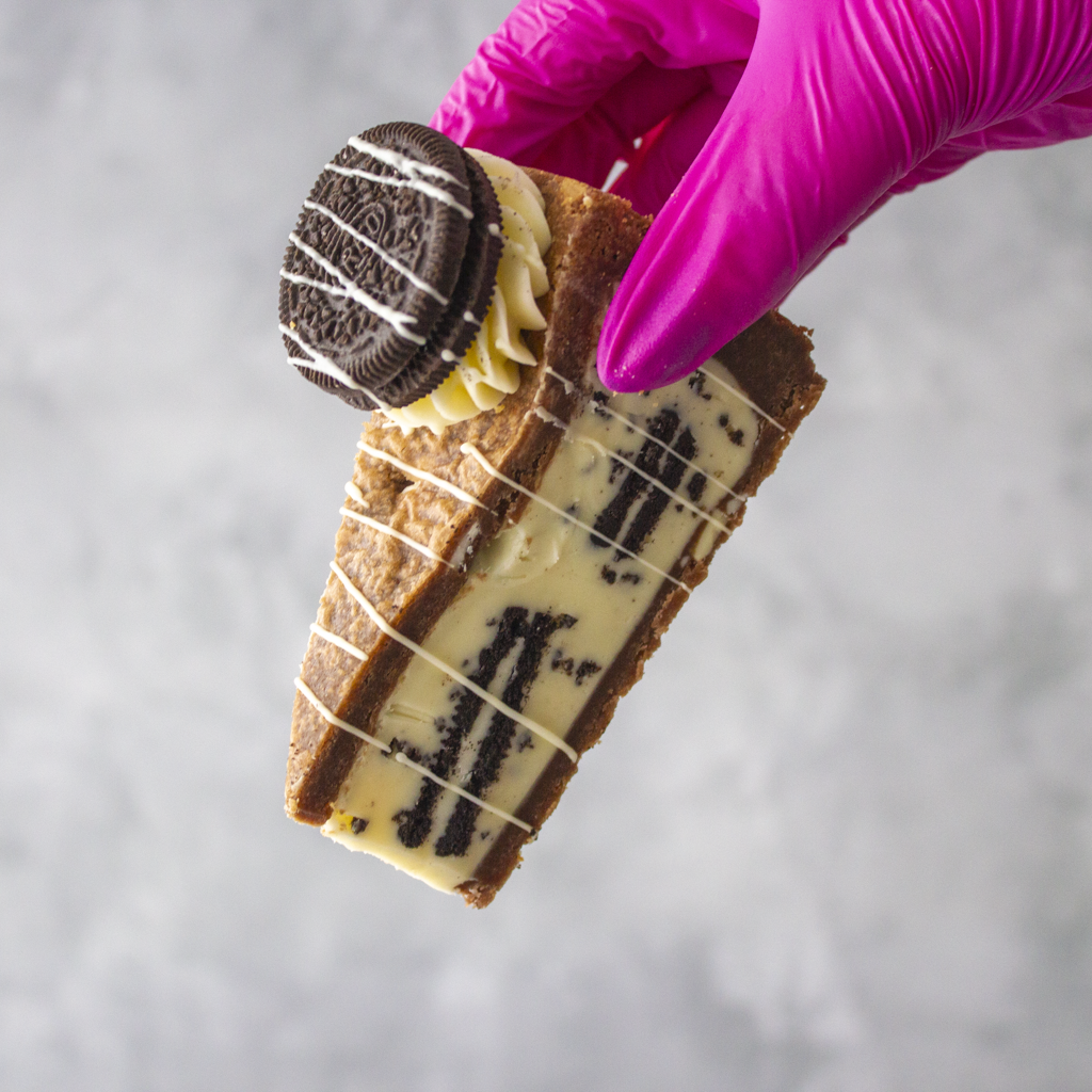 Cookies ’n Cream Cookie Pie Slice