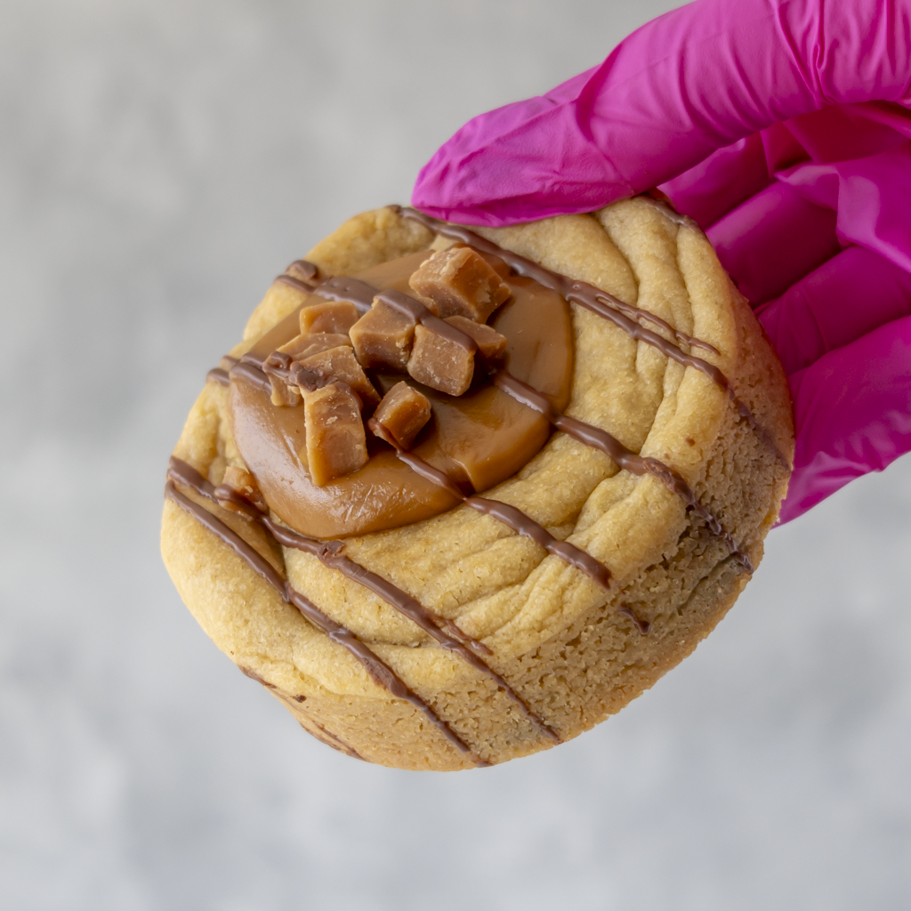 Stuffed Caramel Fudge Deluxe Cookie