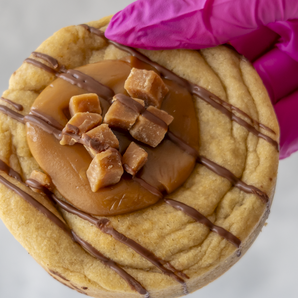 Stuffed Caramel Fudge Deluxe Cookie