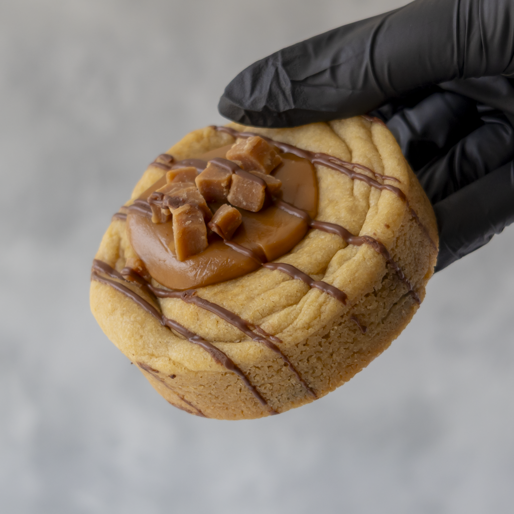 Stuffed Caramel Fudge Deluxe Cookie